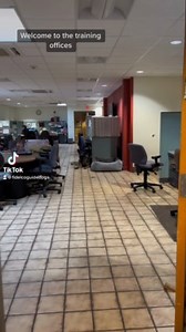 Welcome to the training offices and the training center! VD: Narrating while walking through the training offices and the training center. | Fidelco Guide Dog Foundation
