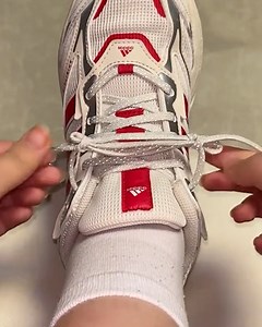 3.7M views · 6.6K reactions | Very Cool Shoe Hack ✨ | Art & Fashion | Facebook