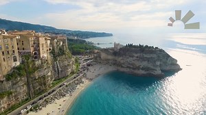 1.5K views · 78 reactions | Kalabrien ist einfach zum Verlieben!  Italien | 7 Nächte | Reisezeit: Mai 2022 – Oktober 2022 | 4☀ VOI Tropea Beach Resort | DZ Superior & HP | Ausflugspaket "Geheimnisvolles Kalabrien" | ab € 699,- ➤https://bit.ly/3hDADCo | sonnenklar.TV | Facebook
