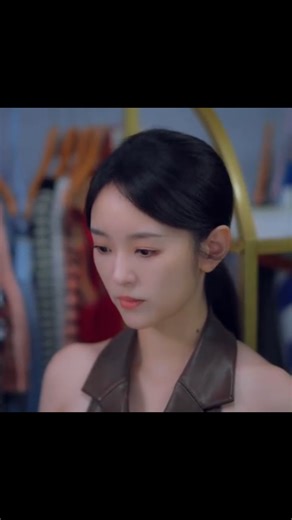 113K views · 2.2K reactions | Husband accidentally caught his wife hugging her ex-husband and got drunk drunk 丈夫无意撞见妻子与前夫拥抱在一起，伤心买醉 Drama：The Best Friend Betrays 珞Welcome to click and watch‍♂ #闺中密友 #TheBestFriendBetrays | 喵喵煲剧 | Facebook