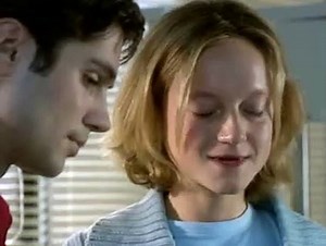 Bad Girls-1999-S02-Ep-01