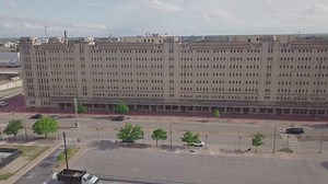 Charles Raymond 'Ray' Bell Jr. dies at 77; wrote and edited for The News for two decades