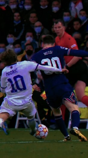 Two icons going at it 💫 #ChampionsLeague