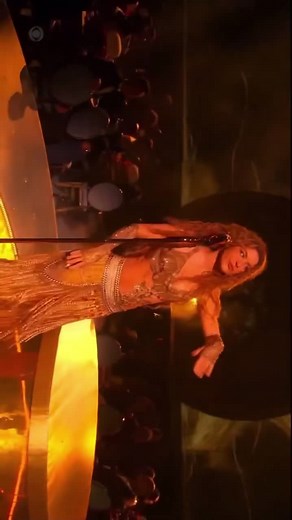 Shakira - Ojos Así Live Performance at Grammys 2025