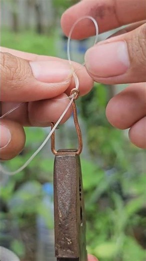 how to knot a hook on a fishing line
