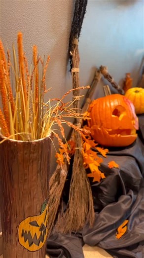 14 reactions | Halloween at Motion Design was as scary as bad file organization!  Chills brought by our amazing faculty, tons of snacks, creative costumes, and of course — the pumpkin carving competition! | Ringling College Motion Design | Facebook