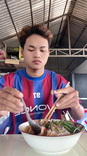 Book Review: Lý Chí Tiền Tài và Sản Phẩm