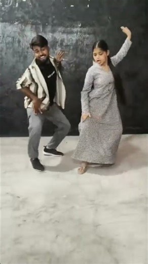 Hamari Pehli Dance Video! 😍 | Cute Dance Performance