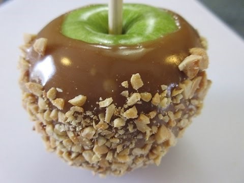 CARAMEL APPLES - How to make CARAMEL DIPPED APPLES