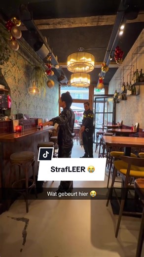 Bro Gaat Eerder Zijn Straf Leren - Humor en Mode