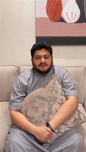 � صلوا على النبي ﷺ الصلاة على النبي ﷺ نورٌ للقلب وراحة للروح، ورفعٌ للدرجات وطمأنينة للنفس. كل مرة تقول فيها: “اللهم صلِّ على محمد وعلى آله وصحبه”، يكون لك أجر عظيم عند الله، وتُكسَب القلوب بالمحبة، ويُفتح لك باب الرحمة والمغفرة. لا تُفوت هذه الفرصة، فالصلاة على النبي ﷺ سبب للسكينة، والشفاعة يوم القيامة، وراحة للقلب في الدنيا والآخرة. 🌹 اللهم صلِّ وسلم وبارك على نبينا محمد ﷺ، ووفقنا لمحبتك وطاعتك.