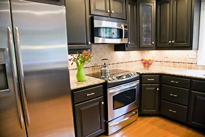 How To Remove An Over-The-Range Microwave (Do This!)