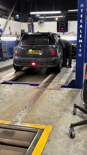 Old man loves the motor 😉 #mini #r50 #minicooper #garage #center #MOT #modified #lift #mechanic #cars #tiktok #carsoftiktok