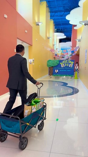 I enjoy all of my school visits but this one was definitely a top 5 visit. I've been doing this since 2003! Thank you De Chaumes Elementary for the wonderful welcome. | KPRC2 Anthony Yanez