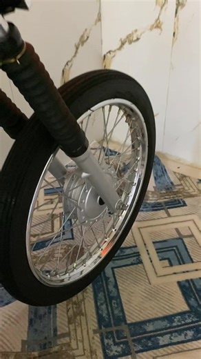 دراجات نارية ومشاهد فكاهية في ميسان