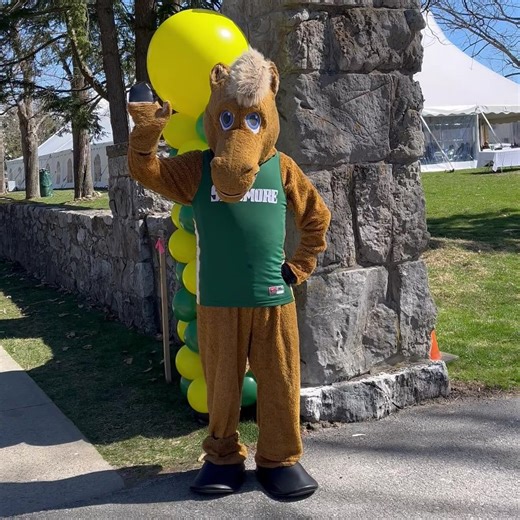 1.3K views · 45 reactions | Why choose Skidmore? With College Decision Day coming up on May 1, we’d love to hear what makes Skidmore special for you! Drop your “why” in the comments  | Skidmore College | Facebook