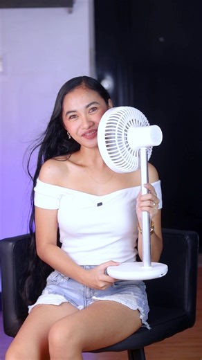 New bestfriend koooo sa pagtitipid HAHAHA Jisulife table fan life7! Grabe uy 8000mAh ang battery nito kaya matagal talaga magagamit!😍 #jisulife #jisulifetablefanlife7 #minifan #fyp #camillevelasco #fblifestyle | Camille Velasco