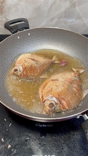 Peixe frito.