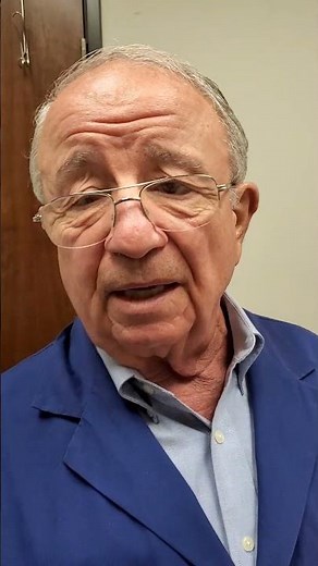 Dr. B Removes Seborrheic Keratosis on Skin with Curettage #Curettage #dermatology #dermatologist