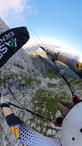 Spectacular mountain flight in Bovec 🇸🇮 📹🪂 @andreas.mosling #FridayFeeling #outdoors #adrenaline #fun Performance Designs #whatwelove UPT #mutantharness Cookie Helmets #flycookie #theskyisourplayground #skydivemag | Skydive Mag