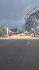 The 26th Flying Pig Marathon, powered by P&G , the Paycor Half Marathon, and the CityDash, Inc. Relay are officially underway! | Flying Pig Marathon