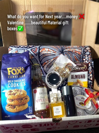 😂😂You can want and still get the money, just tell us and it will be added to whatever package of your choice -Want beautiful materials…..? send this post to your partner -Want to gift that special person for Valentine…Read our pinned post and click the link in our bio #iminlove #valentine #valentinegifts #giftideas
