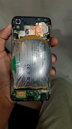 Vivo Y19The Vivo Y19 features a 5000 mAh battery (model B-H9) 5500 mAh battery.