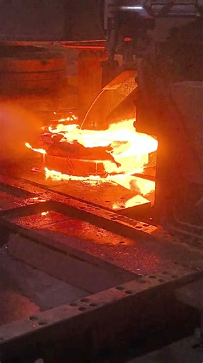 Inside the factory Red-Hot Steel Forging – Factory Workers and machine in Action #process #forging