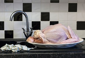 Last-minute ways to safely thaw a Thanksgiving turkey