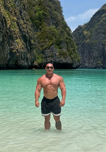 Understanding the Side Effects of Low Testosterone in Males