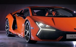 【4K新车】千匹蛮牛 全新兰博基尼 Revuelto 2024 宣传片_哔哩哔哩_bilibili