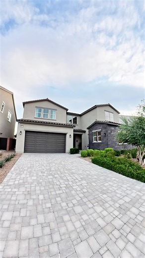 Elegant New Home Designs in Las Vegas