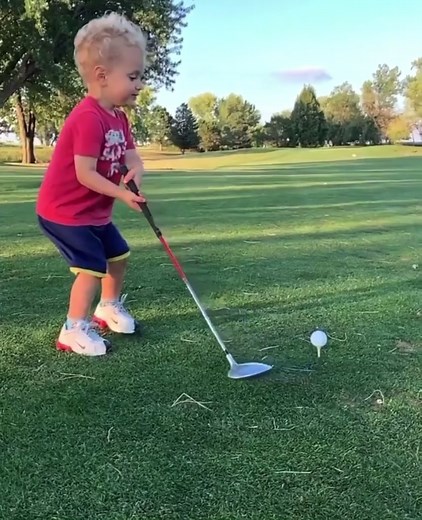 1.7M views · 12K reactions | Brain: Just a nice easy swing. Nice and easy Me: | Golf Unplugged | Facebook