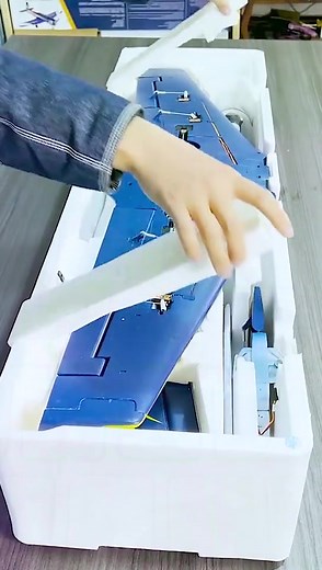 It’s an aviation enthusiast’s dream#ZHENDUO#modelairplane#airplanemodel#modelplane#modelplanes#toyairplanezhenduo51