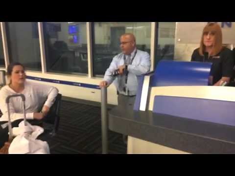 Bad United customer service, worst Airline every!!