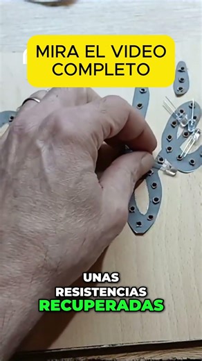 Crea tu propio cartel de led con reciclaje