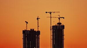 Time Lapse Four High-rise Construction Cranes: Video có sẵn (100% miễn phí bản quyền) 1097257041 | Shutterstock