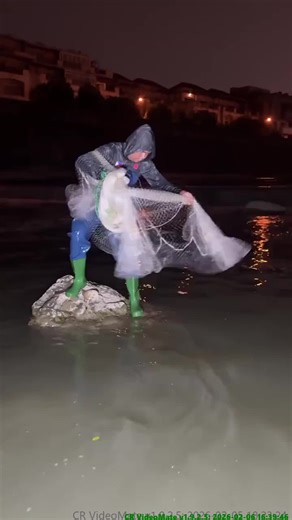 Ultimate Guide to Hand Fishing Techniques