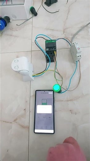 How to Control a Contactor with Sensor and WiFi Breaker #french #industrialelectrician #electrician