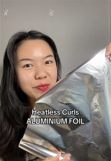 Heatless Curls Aluminium Foil 🤯🤯 #curl #curlyhair #curls #curly #curlyhairtutorial #curlygirl #curlygirl #curlyhairstyles #curlscheck #hair #hairtok #hairtutorial #hairstyles #hairstyle #fypage #fypシ゚ #racuntiktok #racunintiktok #rambutrontok #fypp