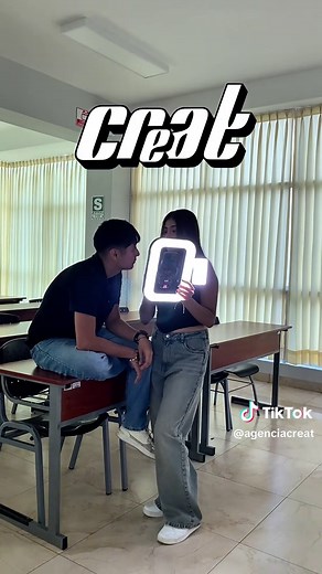 😶‍🌫️ Conoce a quiénes están detrás de CREAT 🚀. Buscamos visibilizar tu marca en redes sociales con el contenido que necesitas. 🔝✅ . . . . . #creat #cix #emprendimiento #negocio #contenido