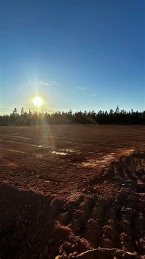 5 acre pond & a driveway. A project on this scale isn’t an in an out. It’s careful planning. Drainage, elevation, land clearing, earth movement, future foundation support. We are excited to get back to this site, VERY SOON 👀 we MIGHT be working on something with @birddogconstruction.us out there in 2026. Who is ready to see what we have up our sleeves? If you need assistance with your next site project, give us a call 985-415-5406 (Chase) or 985-969-8634 (John) Or visit our brand new website 💻