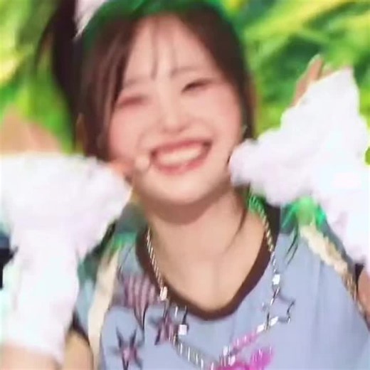 The Heartfelt Goodbye to Chuu from LOONA