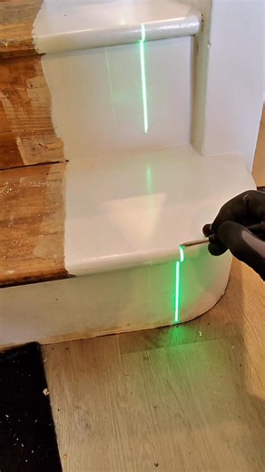 On the fluff today, I love stair runners and enjoyed this silky carpet 100%. #carpets #stairrunner #flooringlondon #stairs | Max Floor UK