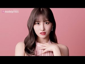 TWICEモモ、超ミニで美脚披露 TWICE専属メイクの新ブランド「Wonjungyo」ミューズに就任【ウォンジョンヨ／트와이스】