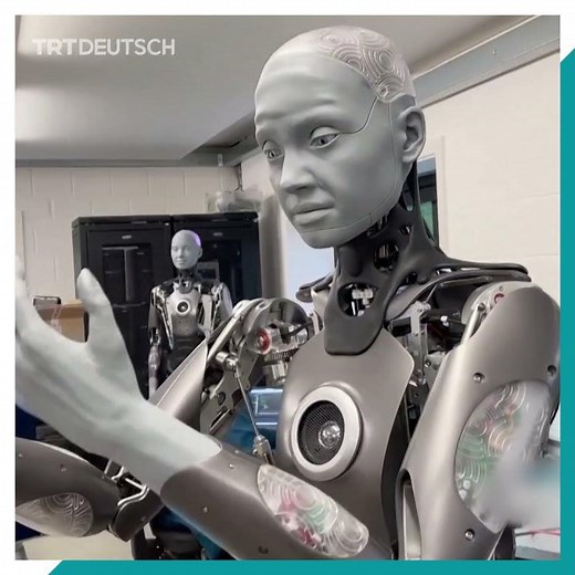 Humanoider Roboter „erwacht” zum Leben