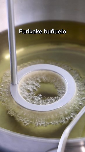 Furikake buñuelo recipe ⬇️ Love making these! The flavor & the texture is great and it’s a perfect base for a small bite or amuse bouche. For this shape I used the new buñuelo stamp from @moldbrothers 🙌🏼 Find a full tutorial on my YouTube channel “Jules Cooking” 🔥 #julescooking #recipe Mix 150 grams of milk with 100 grams of beer, 1 egg, 3 grams of salt, 5 grams of furikake and 125 grams of flour. Now blend it till smooth for a minute and then let it rest for 30 minutes in your fridge. Meanwh