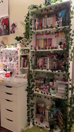 Reshelving🙏 #fyp #foryou #reshelvingmanga #mangashelving #mangashelf #mangacollection #mangabookshelf #nendoroid #jjk #nanami #megumi #aiyazawa #nana #evangelion #tbhk #chainsawman #aot #draft #roominspo