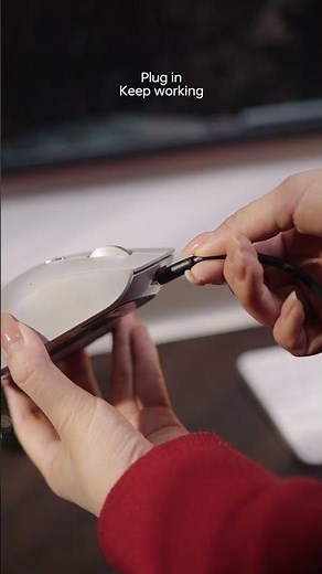 POV: Your mouse is charging but your workflow is still running 🚀Rapoo MT760L = plug & work.