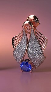 3.8K views · 1.1K reactions | Classic lattice patterns intertwine with cutting-edge construction.  Has our Sheer Collection got you #FeelingGolden?✨ #GoldJewellery #Diamonds #Sheer #FineJewellery #AkshayaTritiya #fyp #BlueStone | BlueStone | Facebook